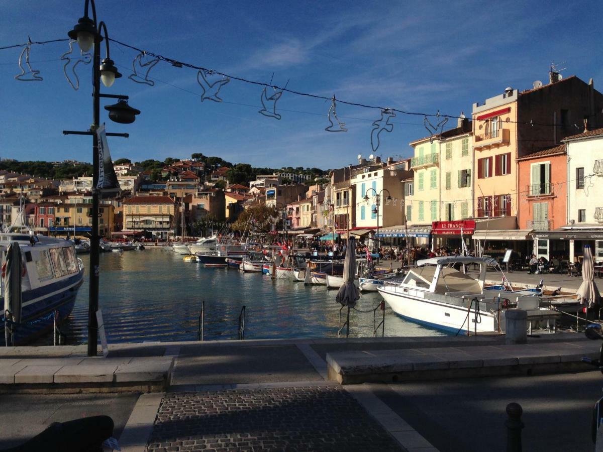 Sur Les Pas De Pagnol Bed & Breakfast Aubagne Luaran gambar